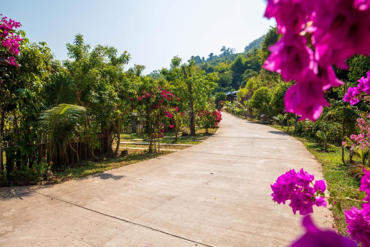 Dansavanh Namngum Resort Ban Keun Εξωτερικό φωτογραφία