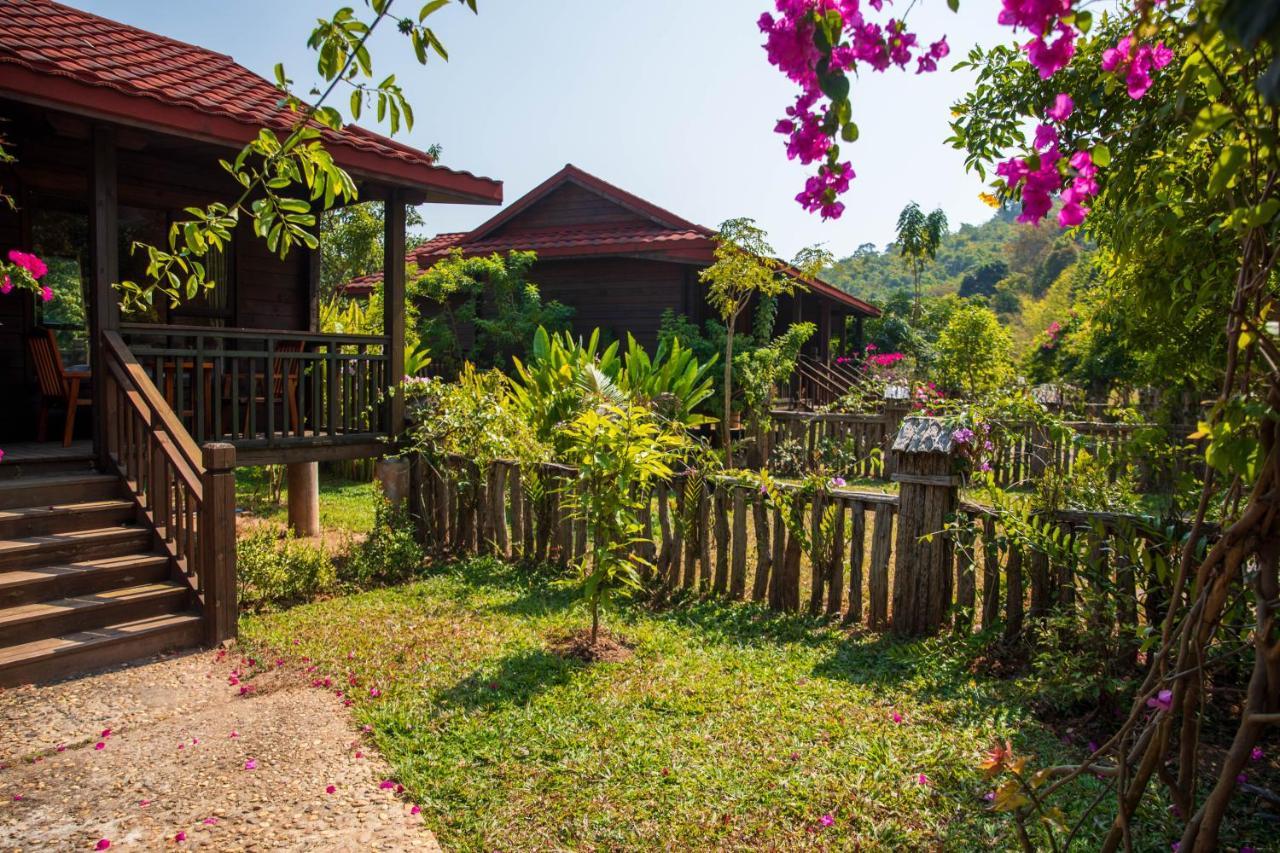 Dansavanh Namngum Resort Ban Keun Εξωτερικό φωτογραφία
