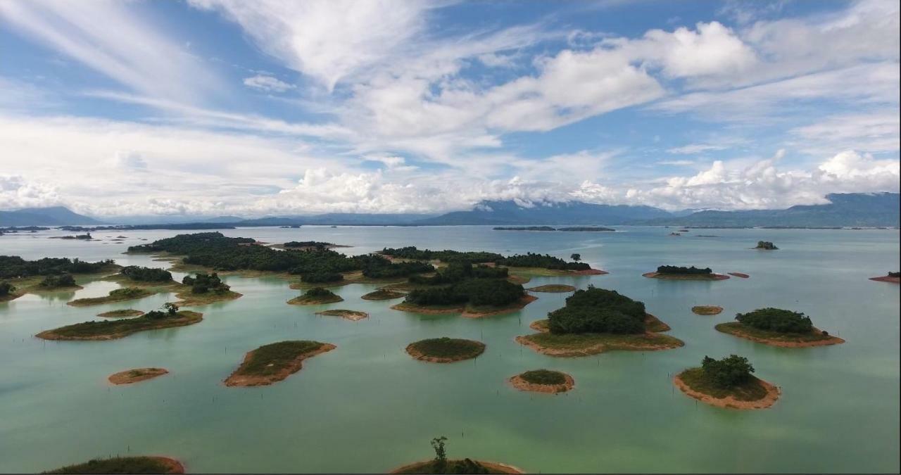 Dansavanh Namngum Resort Ban Keun Εξωτερικό φωτογραφία